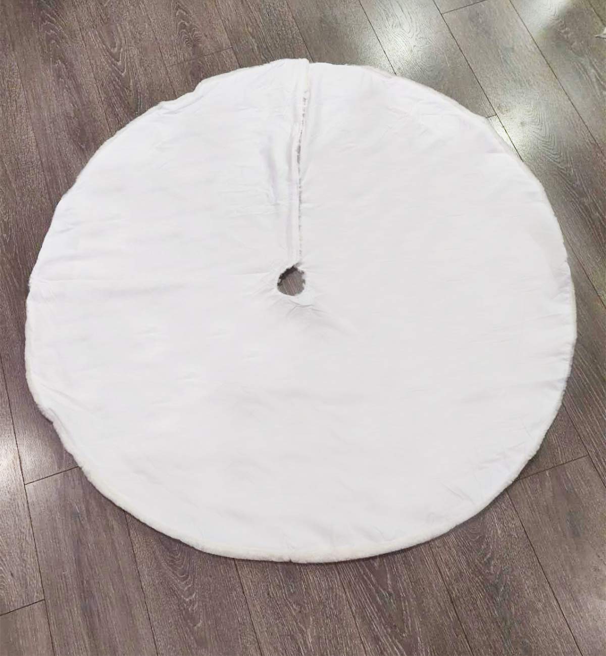 Fennco Styles Holiday Brushed Foil Print Faux Fur Christmas Tree Skirt - Metallic Design Tree Skirt for Home, Holiday Tree, Indoor and Special Occasion